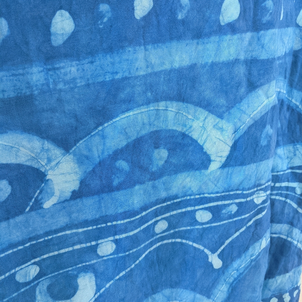 Blue Wrap - Picture 2 of 3